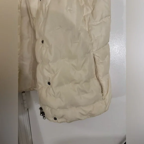 Talbots cream vest - Picture 3 of 4